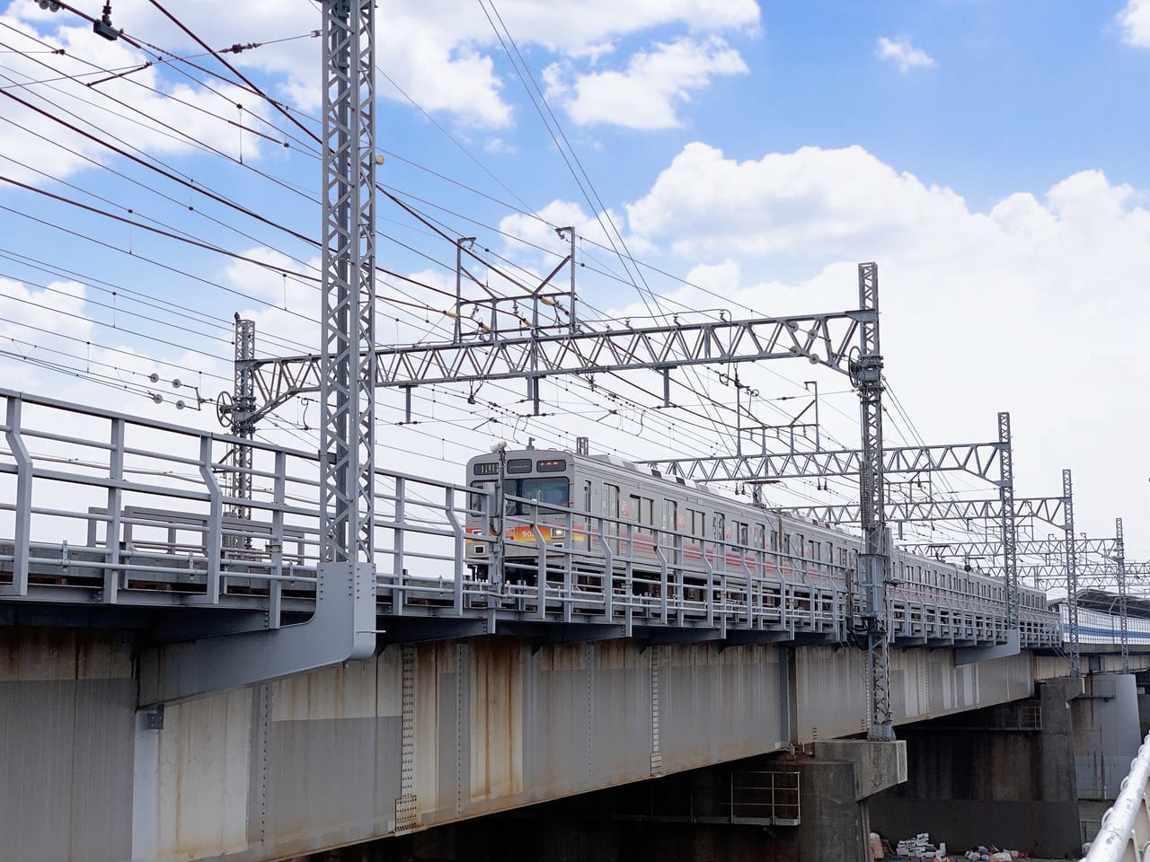 20220616二子玉川から見た田園都市線