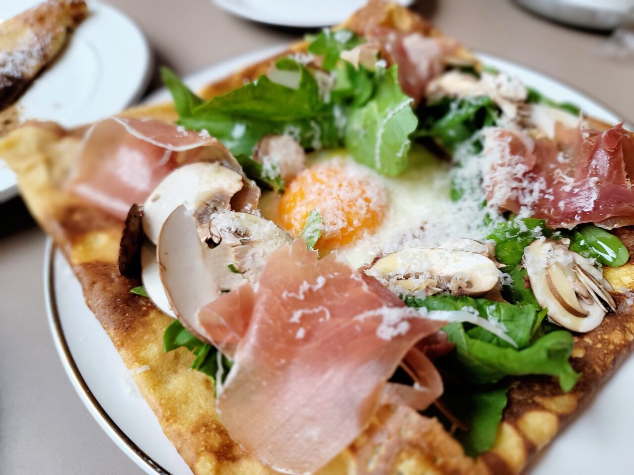 20250510 moderato on the green クレープカフェ 用賀