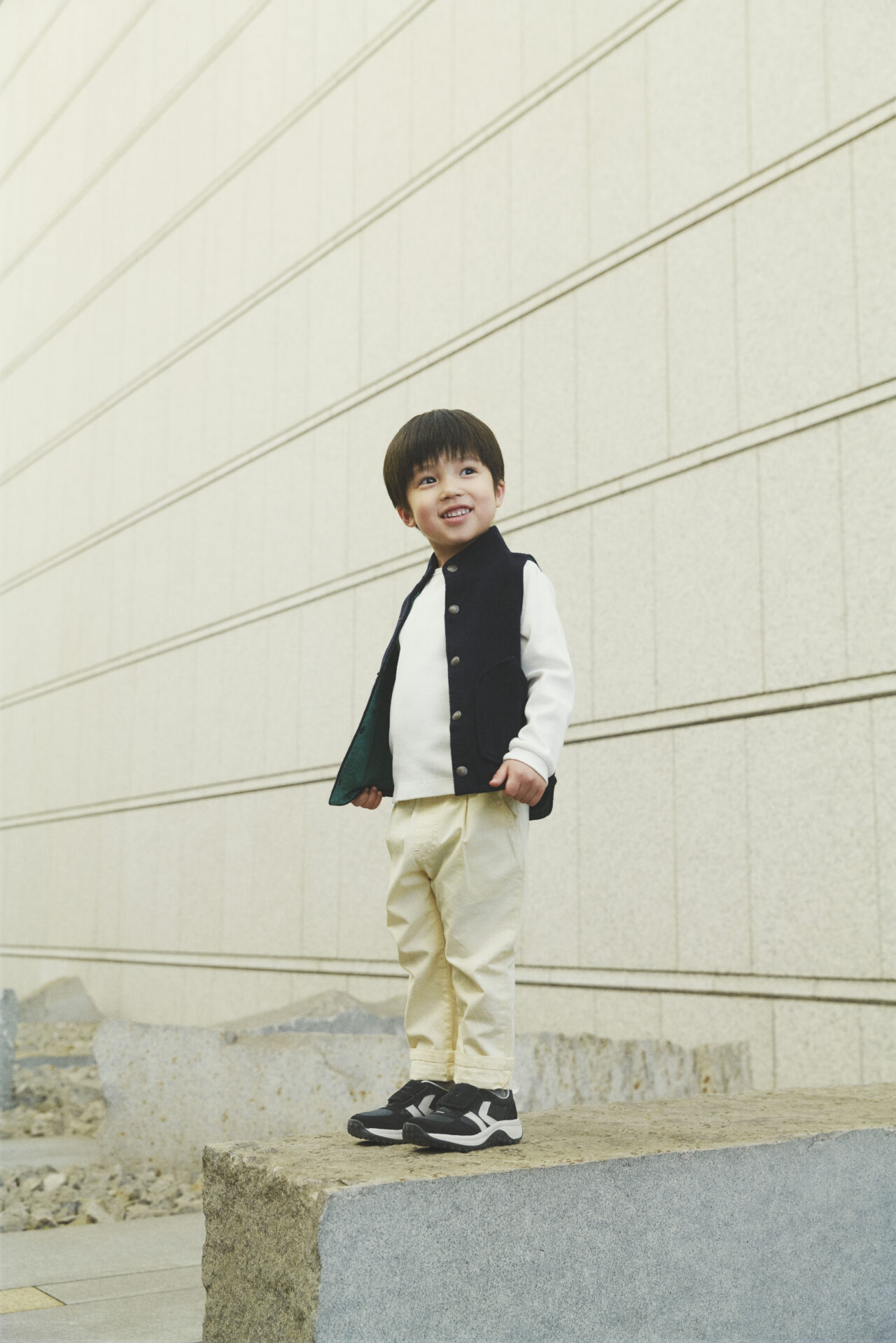 2051008 KEEN 二子玉川
